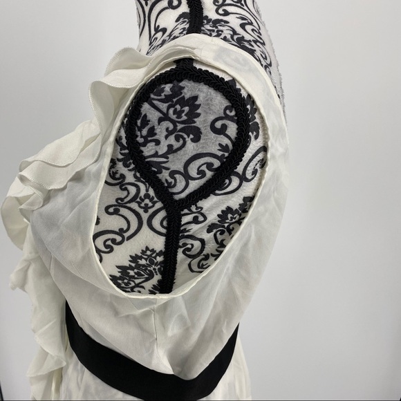 Love Tree white ruffle front black belt blouse. Sleeveless v-neck. Career work - Picture 9 of 12